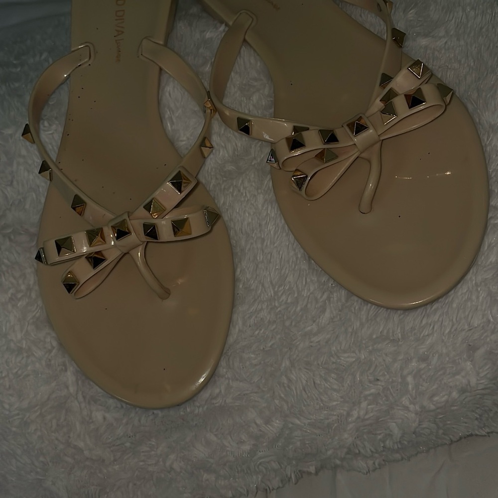 Fashion Nova Cream Sandals with Bow Detail
